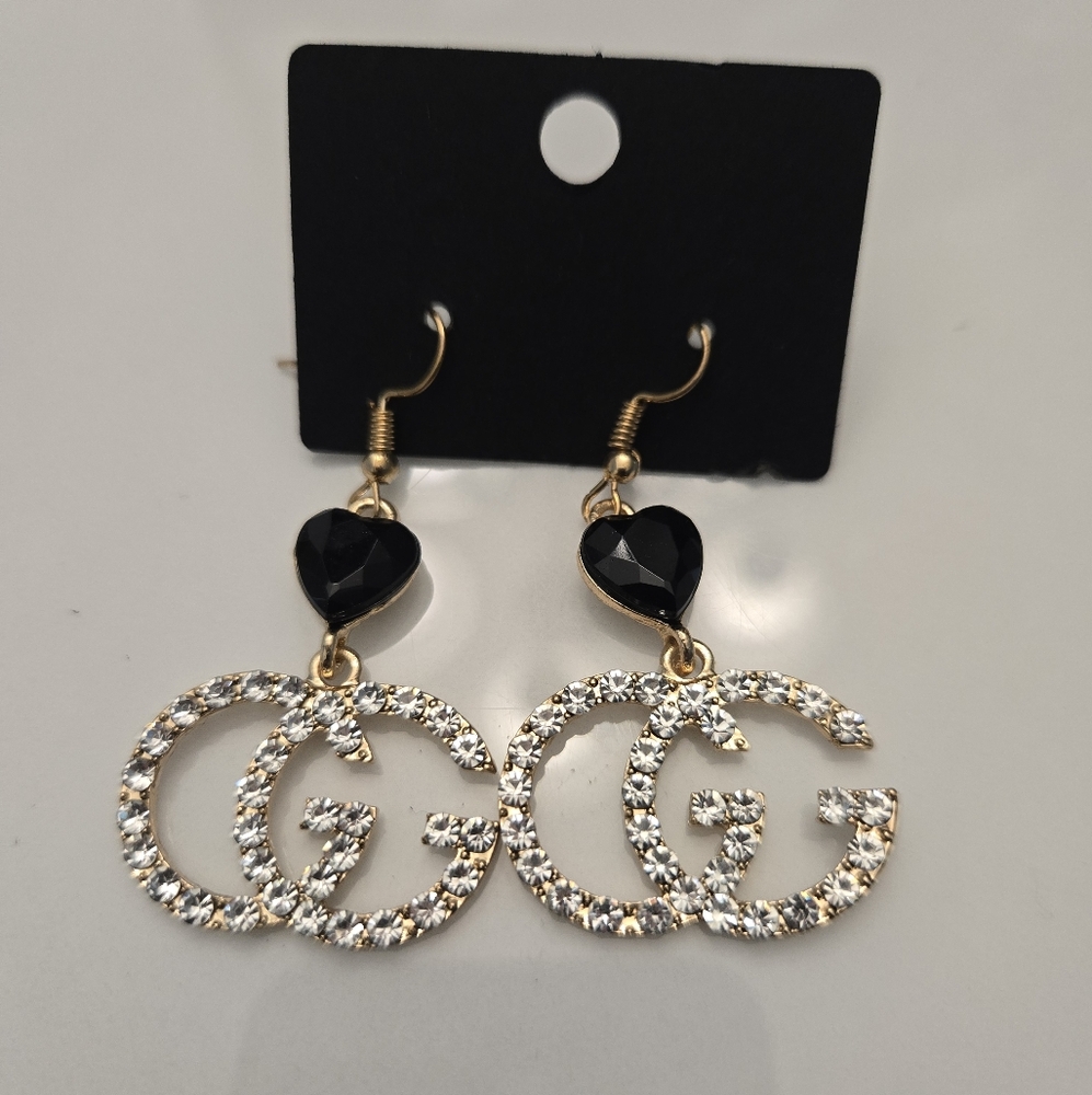 🔥Elegant Gold and Black Earrings🔥